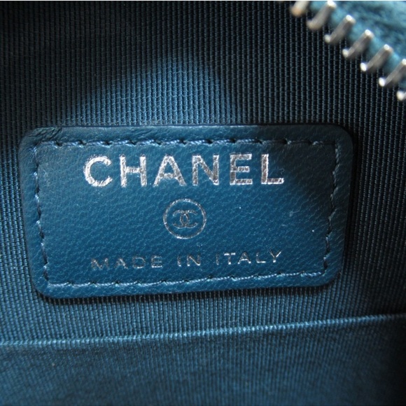 🧲SOLD🧲 Chanel Round Clutch mini Lambskin - Picture 5 of 8